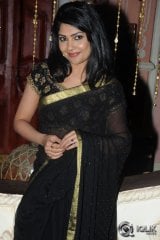 Kamalinee Mukherjee at Govindhudu Andari Vaadele Teaser Launch